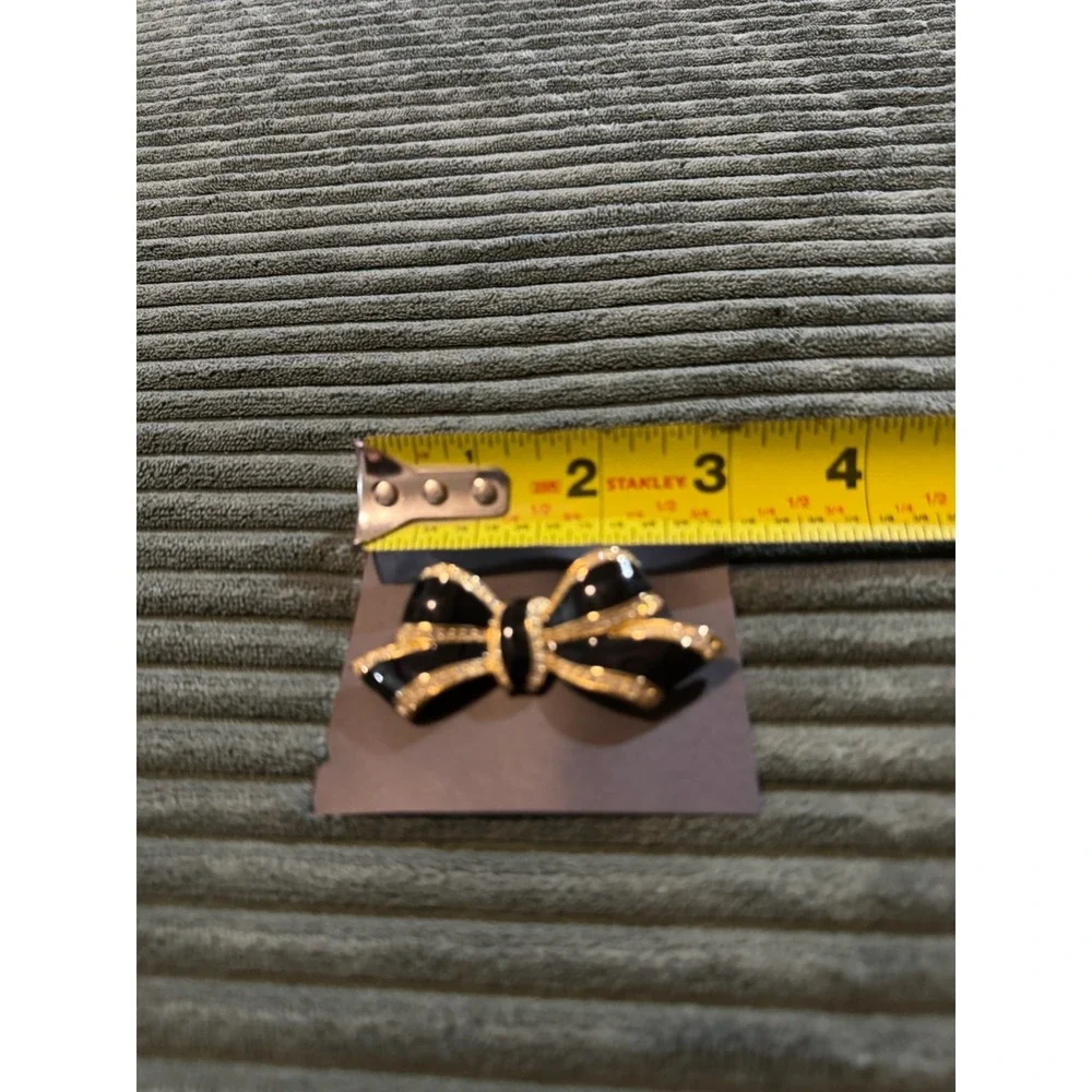 Napier Gold Tone Black Enamel Rhinestone Bow Brooch Pin Jewelry‎